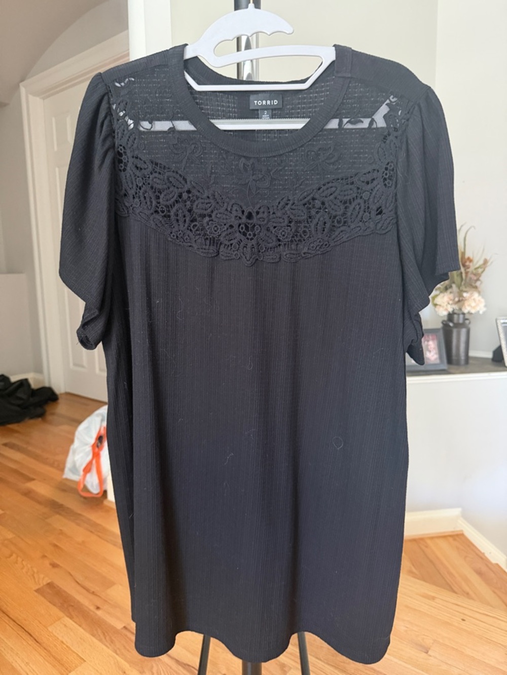 torrid Black Lace Yoke Short Sleeve Top